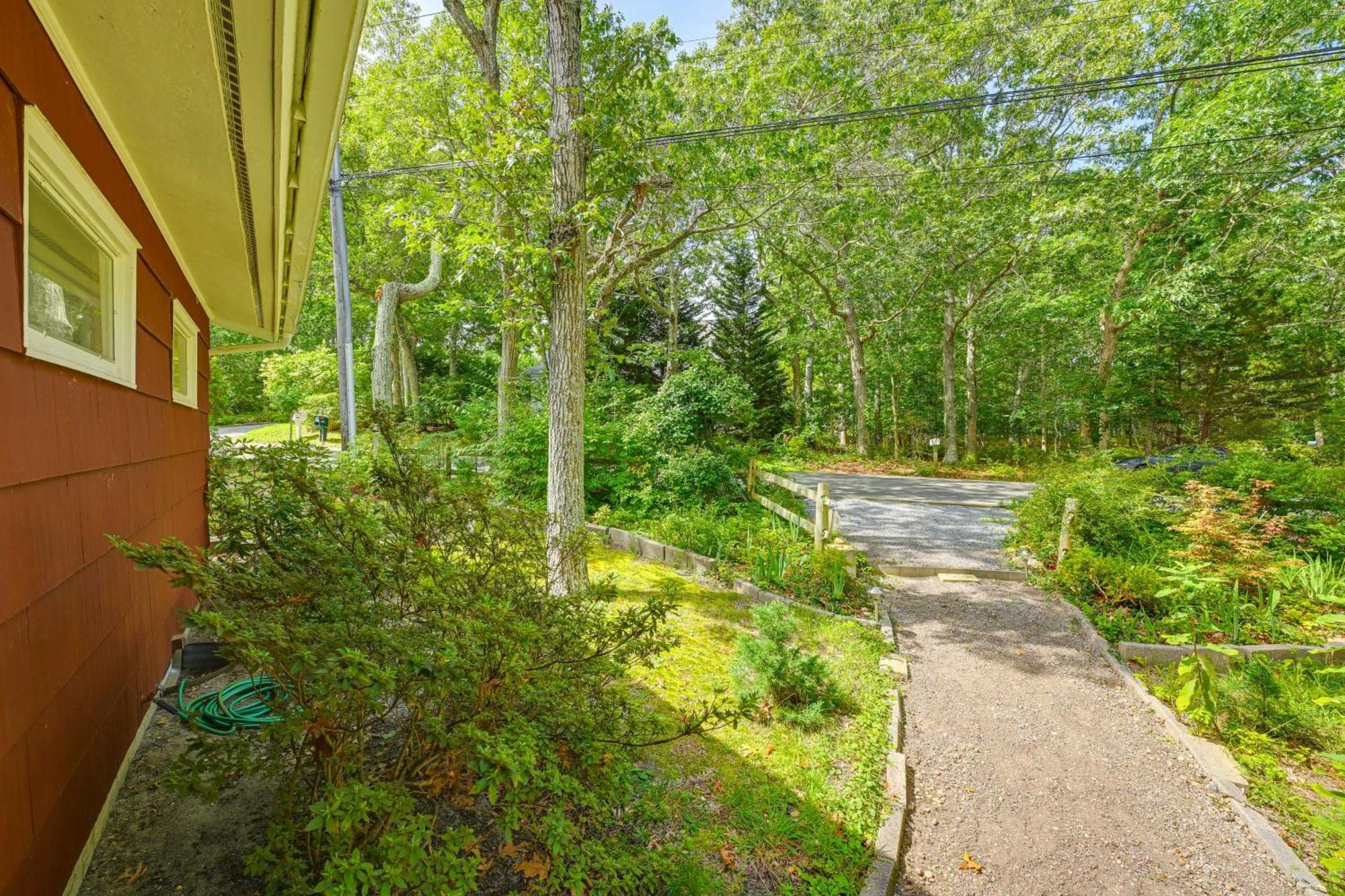 Home In Long Island Wine Country - Walk To Beach! Cutchogue Esterno foto